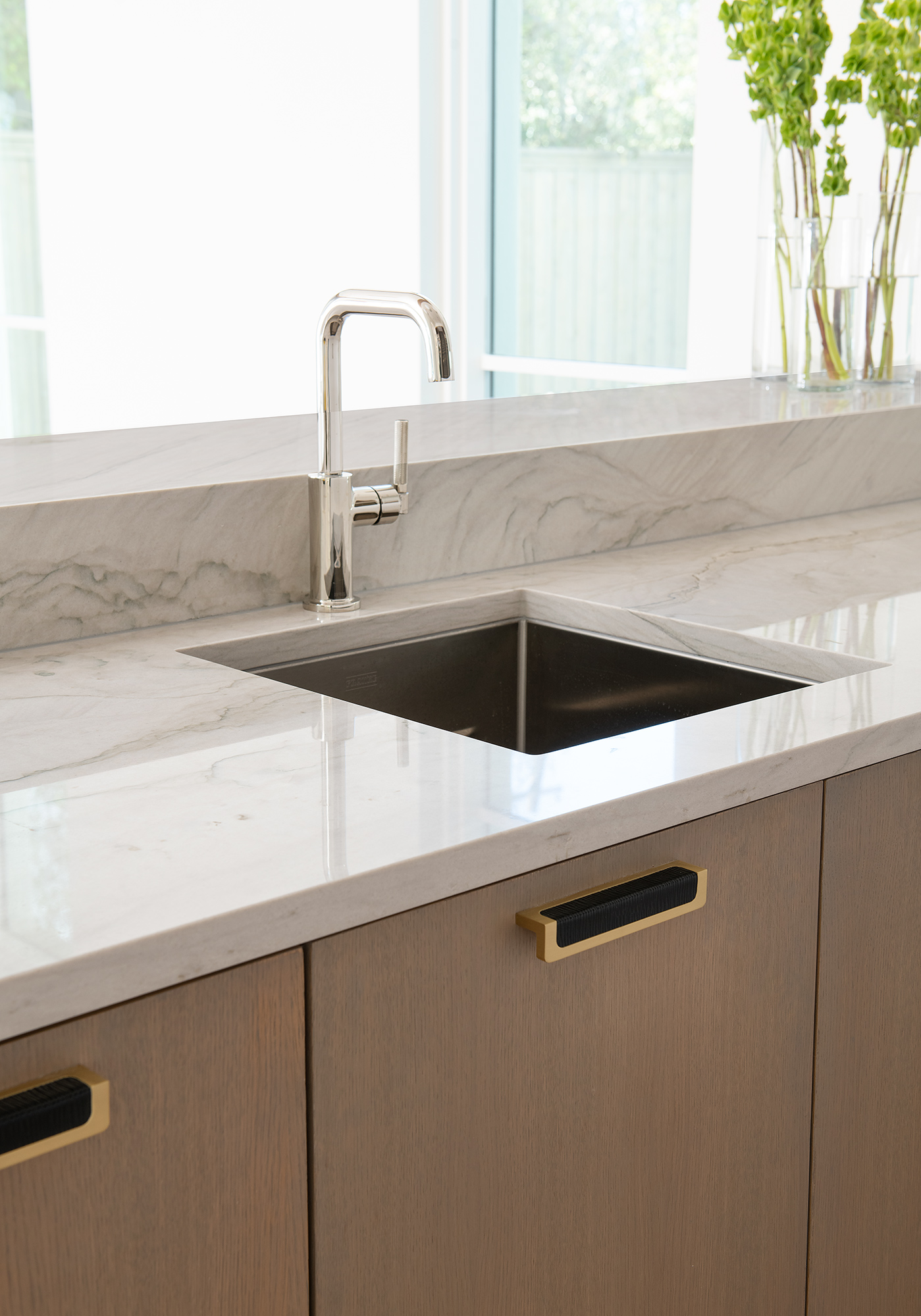 4.-Bar-sink